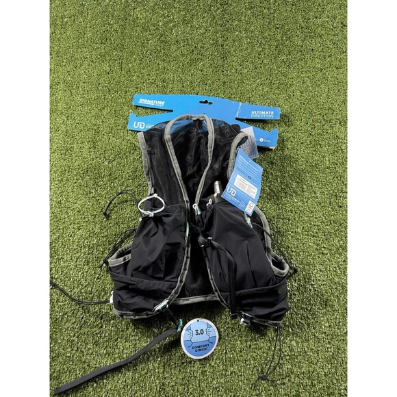 Ultimate Direction Adventure Vesta 6 Hydration Vest 6L Medium Onyx Hiking main image 5